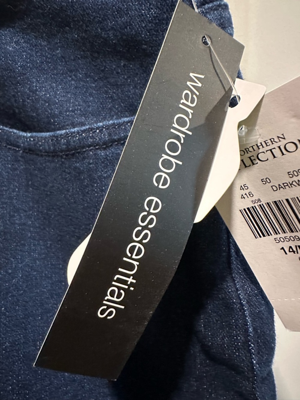 Northern Reflections Relaxed Jeans — Dark Wash Blue - Picture 5 of 8
